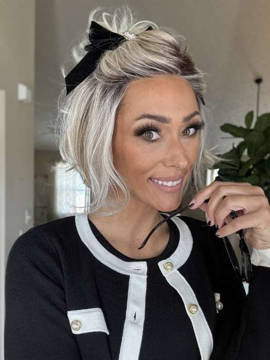 Nichole @nichole.alee wearing TREND ALERT by RAQUEL WELCH in GF19-23SS BISCUIT | Light Ash Blonde Evenly Blended with Cool Platinum Blonde with Dark Roots