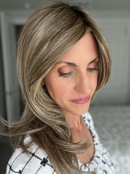 Spotlight Elite Wig by Raquel Welch Lace Front Wigs