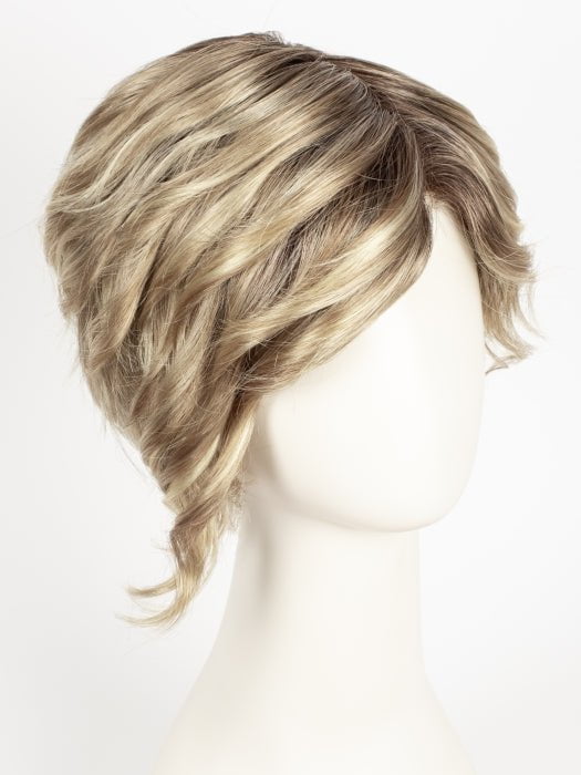 RH1488RT8 | Dark Blonde with Lightest Blonde Highlights and Golden Brown Roots