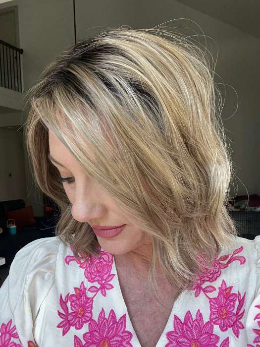 Jenny B. @thewiggygirl wearing CHARLOTTE by ENVY BY ALAN EATON in color GOLDEN SANDSTONE | Creamy Beige-Blonde with Darker Brown Roots