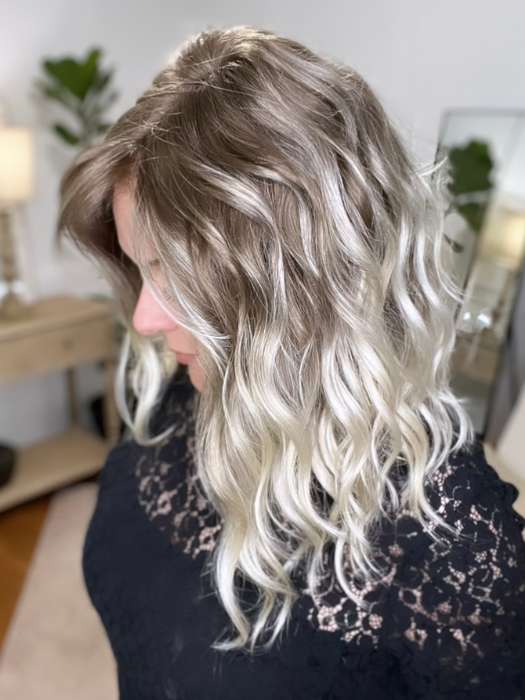 Marcie Mertz @wig.obsessed wearing RACHEL LITE by JON RENAU in color S18-60/102RO SOLSTICE | Dark Natural Ash Blonde roots to midlength, pure white with Pale Platinum Blonde midlength to ends