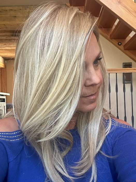 Susan @an_affair_with_hair wearing MUSIC by ELLEN WILLE in color SANDY BLONDE ROOTED 16.22.1001 | Medium Blonde and Light Neutral Blonde with Winter White Blend and Shaded Roots