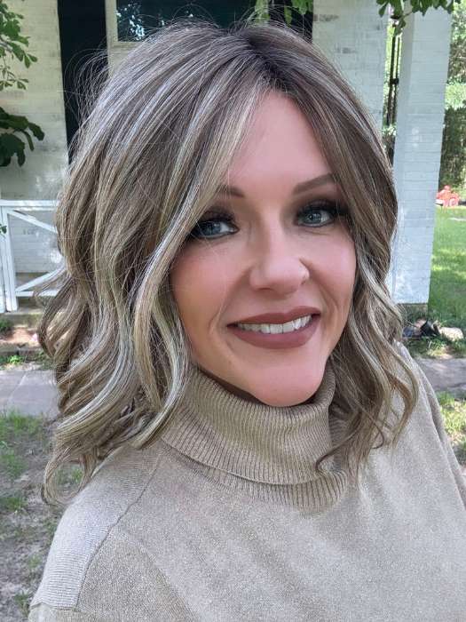 Marcie @wig.obsessed wearing WAVY DAY by RAQUEL WELCH WIGS in color RL12/22SS SHADED CAPPUCCINO | Light Golden Brown Evenly Blended with Cool Platinum Blonde Highlights with Dark Roots