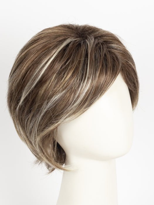 ICY-OAK-SR | Warm Medium Brown base with Golden Blond and White Gold Highlights and a Soft Shadowed Root Effect