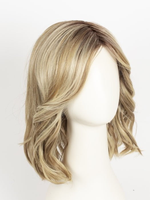 CREAMY-TOFFEE-R | Light Platinum Blonde and Light Honey Blonde evenly blended with Dark Roots