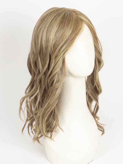 RL13/88 | Golden Pecan: Neutral Medium Blonde With Pale Honey Blonde Highlights