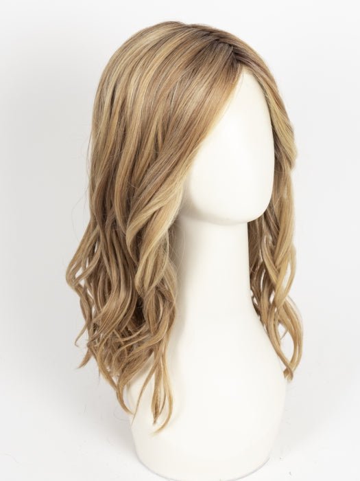 RL14/25SS | Shaded Honey Ginger | Dark Blonde Evenly Blended with Medium Golden Blonde With Dark Roots