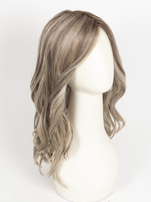 RL17/23SS ICED LATTE MACCHIATO | Honey Blonde shaded with Cool Blonde and Dark Roots