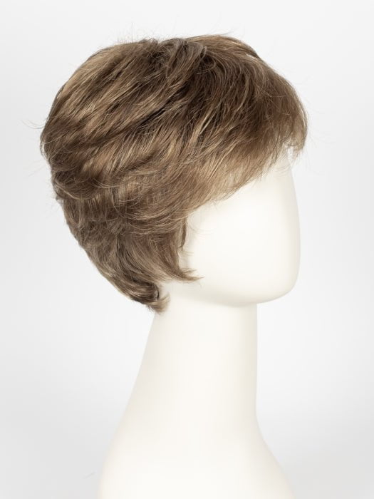 R12/26H HONEY PECAN | Light Brown with Cool Subtle Medium Blonde Highlights