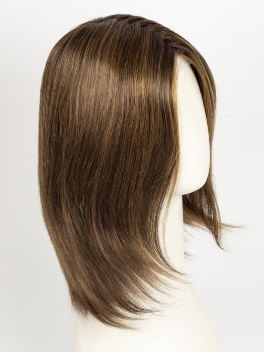 SS8/29 SHADED HAZELNUT | Rich Medium Brown Evenly Blended with Ginger Blonde Highlights with Dark Roots