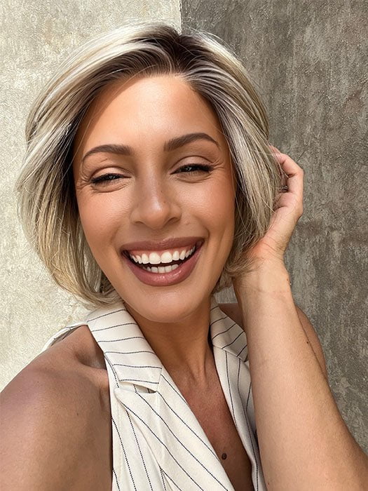 Roxie @thelovelyroxx wearing FLASH FORWARD by RAQUEL WELCH in RL19/23SS SHADED BISCUIT | Light Ash Blonde Evenly Blended with Cool Platinum Blonde with Dark Roots