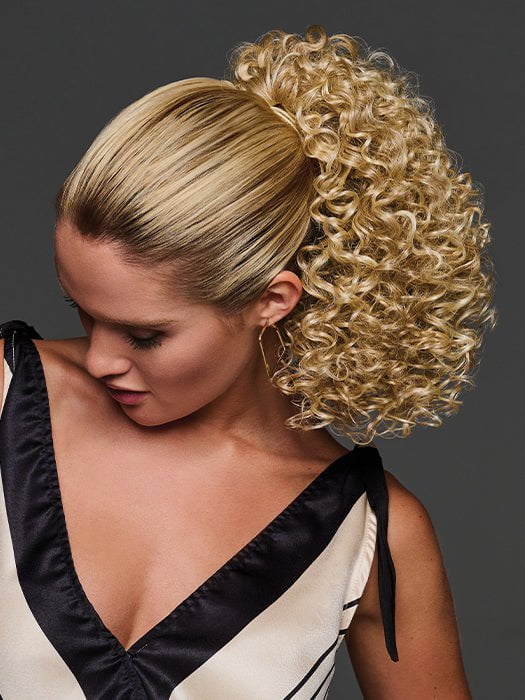 R14/88H GOLDEN WHEAT | Dark Blonde Evenly Blended with Pale Blonde Highlights