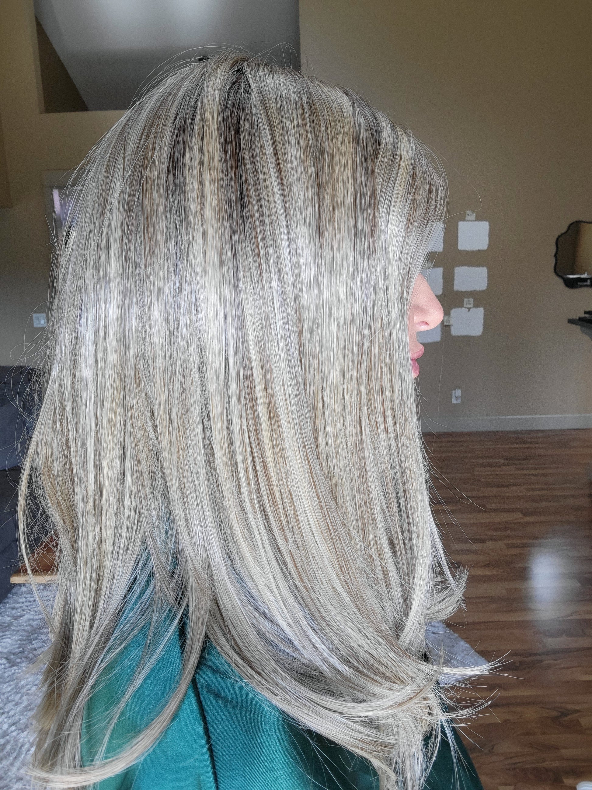 WINDOW LIGHTING in COLOR | SHAKEN OATMILK BLONDE R | A Medium and Light Brown Base with Cool and Neutral Blonde, and Light Blonde Highlights with a Medium Brown Root