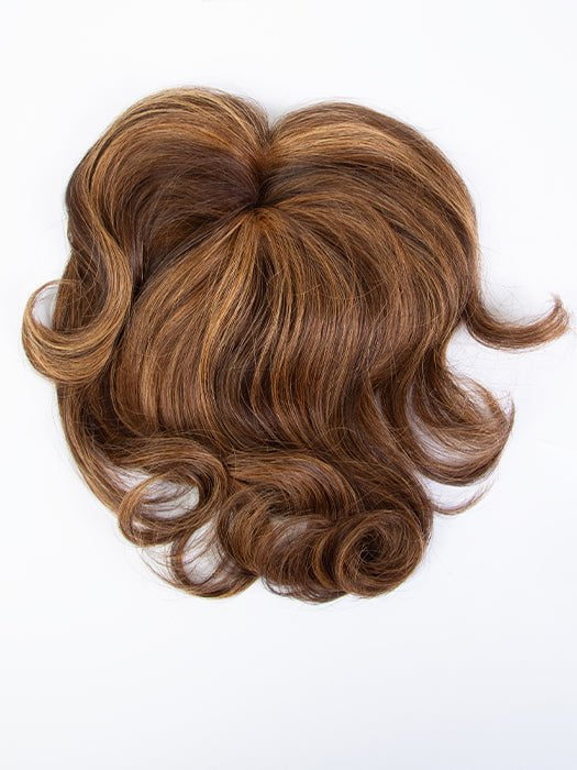 SS8/29 SHADED HAZELNUT | Rich Medium Brown Evenly Blended with Ginger Blonde Highlights with Dark Roots