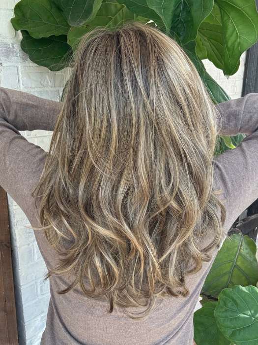 Marcie @wig.obsesssed wearing GISELE by JON RENAU in 24BT18S8 SHADED MOCHA | Medium Natural Ash Blonde & Light Natural Gold Blonde Blend, Shaded with Medium Brown
