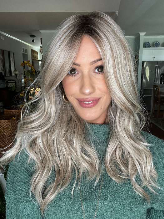 Jenna @jenna_fail wearing SELFIE MODE by RAQUEL WELCH WIGS in color RL19/23SS SHADED BISCUIT | Light Ash Blonde Evenly Blended with Cool Platinum Blonde with Dark Roots
