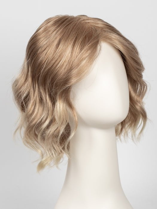 27T613F TOASTED MARSHMALLOW | Medium Red-Gold Blonde & Pale Natural Gold Blonde Blend with Pale Tips & Medium Red-Gold Blonde Nape